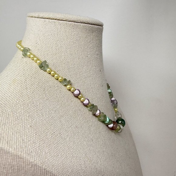 Fluorite Chips & Foil Glass Beads Necklace Vintage Pastels‎ Dainty Faux Pearls - Picture 2 of 9